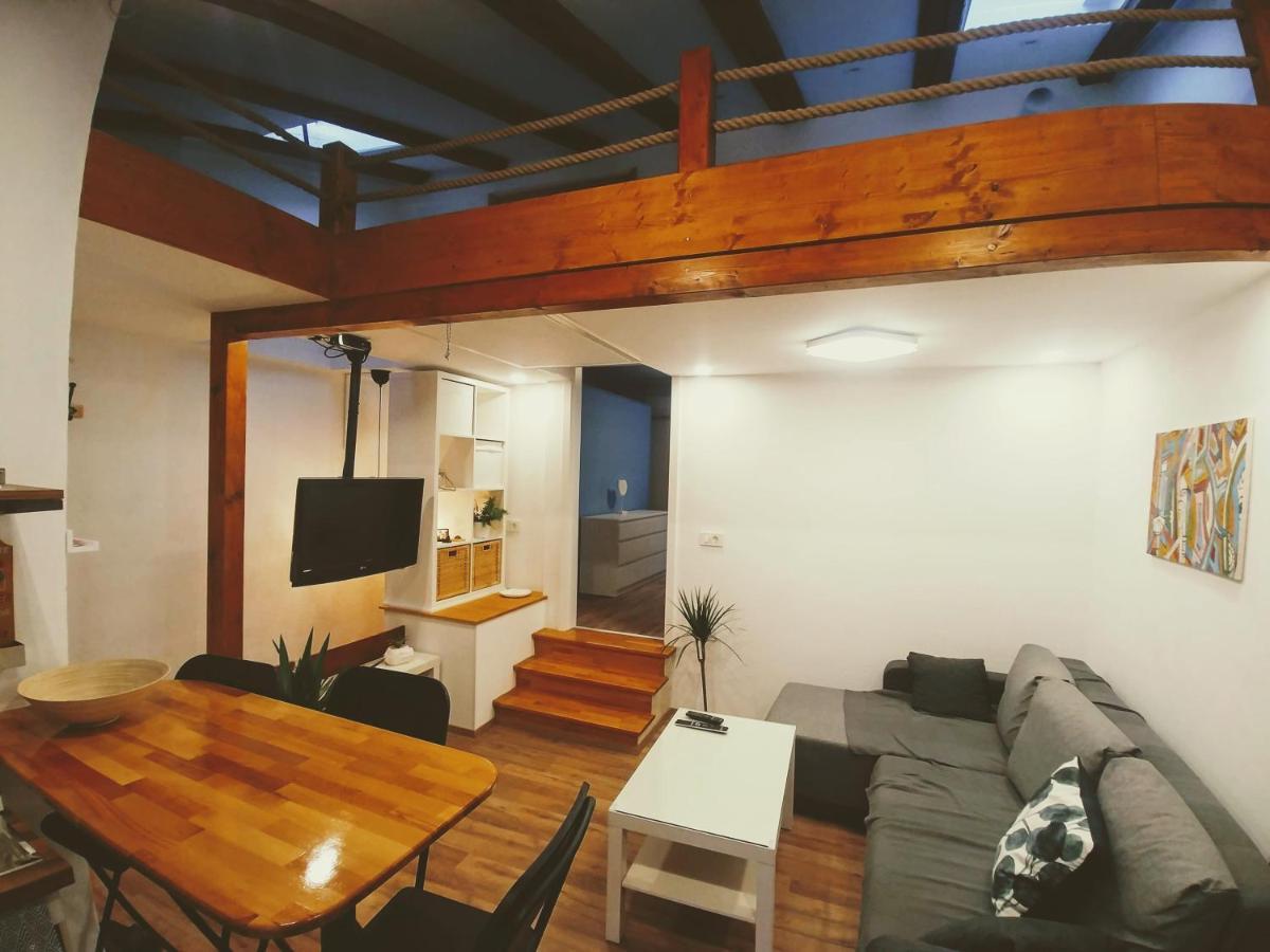 Apartment Andrej ไพราน ภายนอก รูปภาพ